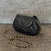 Chanel Vintage Bag Black 22x6.5x14cm - 3