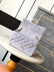 Chanel Flap Bag Light Grey Suede 20cm - 4