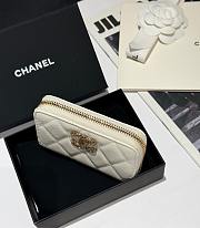 Chanel Zip Coin Purse White Caviar 11.2x7.5cm - 2