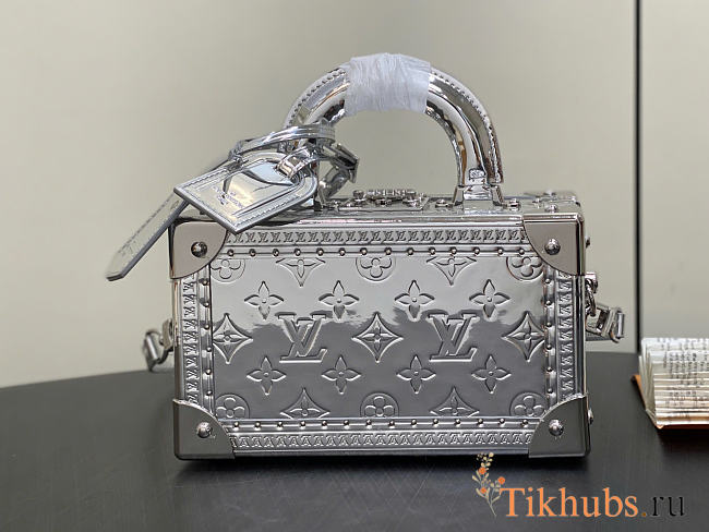 Louis Vuitton LV Valisette Trésor Silver 24x15x12cm - 1