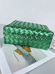 Bottega Veneta Loop Bag Green Metallic 25x15x8cm - 2