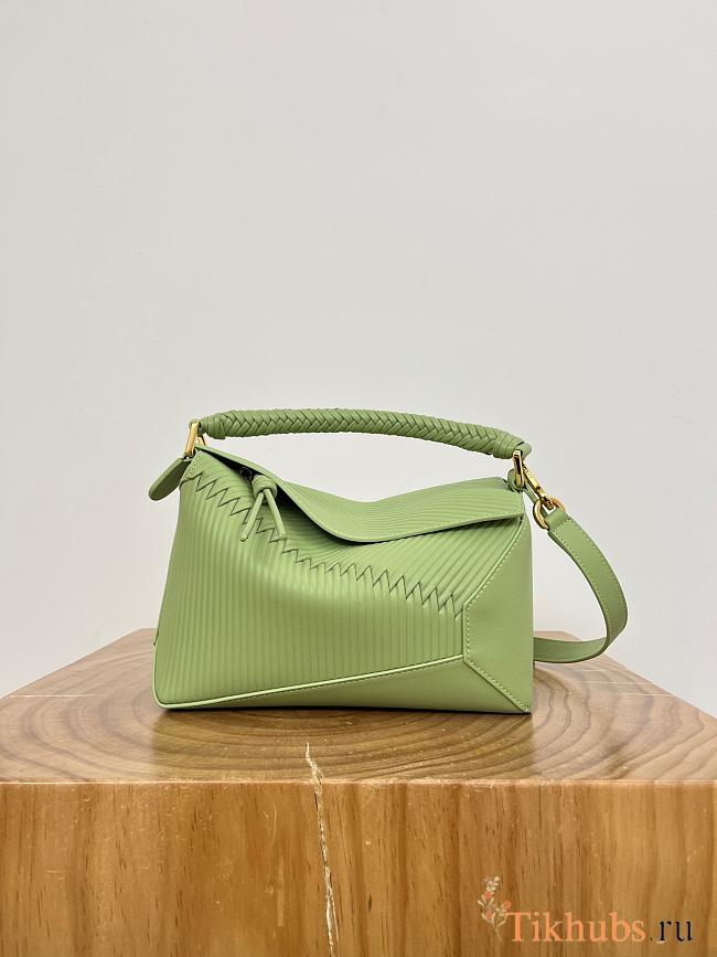 Loewe Puzzle Edge Small Calfskin Green Top Handle Bag 24x10.5x16.5cm - 1