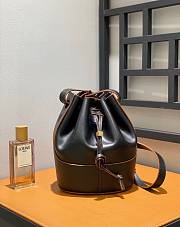 Loewe Balloon Bag Leather Bucket Black 25x18x13.5cm - 1