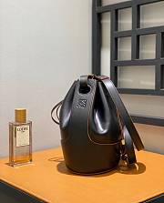 Loewe Balloon Bag Leather Bucket Black 25x18x13.5cm - 5