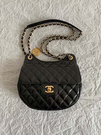 Chanel Hobo Bag Black 21.5x20x7.5cm