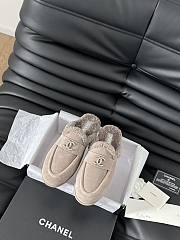 Chanel Slides 01 - 1