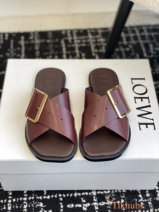 Loewe Petal Belt Flat Sandal Red Wine Vegetable-tanned - 1