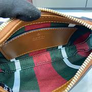 Gucci GG Emblem Super Mini Shoulder Bag 23x13x2cm - 2