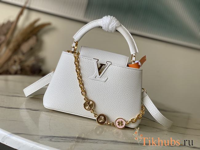 Louis Vuitton LV Capucines White 23.5x14x8cm - 1