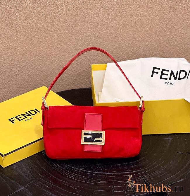 Fendi Baguette Bag Red Suede 27x15x6cm - 1