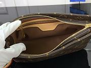 Louis Vuitton LV Trotteur Monogram Shoulder Bag 25x13x7.5cm - 3
