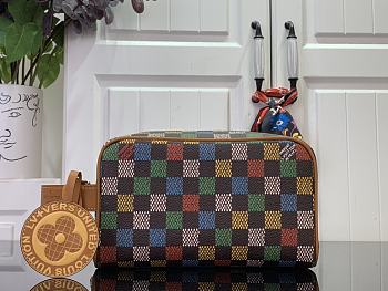 Louis Vuitton LV Locker Dopp Kit Multicolor 23x13x12cm