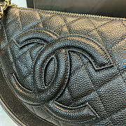 Chanel Caviar Timeless CC Pochette Black 25x14x5cm - 2