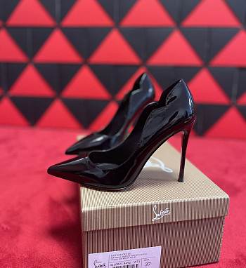 Christian Louboutin Hot Chick Black Patent Pump 10cm