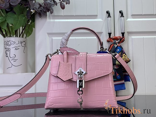 Louis Vuitton LV Mini Rose Des Vents Pink Alligator 19x15x9cm - 1