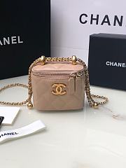 Chanel Mini Vanity Case Pink Lambskin 11x8.5x7cm - 1