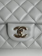 Chanel Top Handle Flap Bag Light Grey Lambskin Gold 20cm - 4