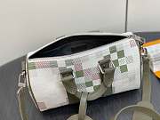 Louis Vuitton LV Keepall Bandoulière 25 Green 25x15x11cm - 3