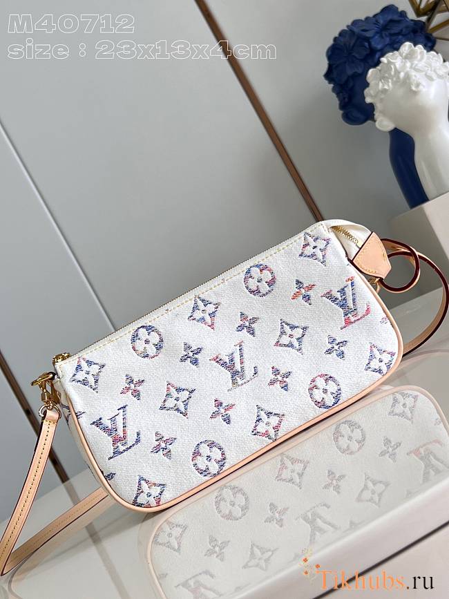 Louis Vuitton LV Pochette Accessoire White 23.5x13.5x4cm - 1