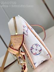 Louis Vuitton LV Pochette Accessoire White 23.5x13.5x4cm - 3