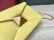 Valentino Garavani One Stud Yellow Bag 19x14x11cm - 6