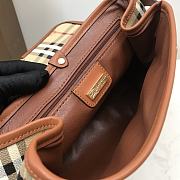 Burberry Handbag 25x20x8cm - 3