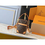 Louis Vuitton LV Danube Bag Monogram 16x21x6cm - 1