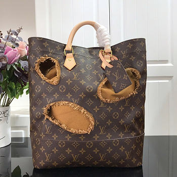 Louis Vuitton LV monogrammed Tote Bag 33x40x14cm