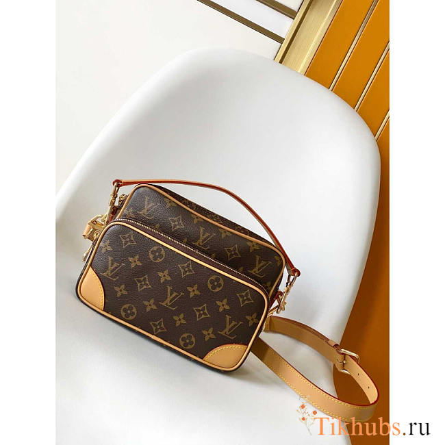 Louis Vuitton LV Nil Autres Cuirs Monogram 25x17.5x11cm - 1