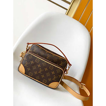 Louis Vuitton LV Nil Autres Cuirs Monogram 25x17.5x11cm