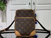 Louis Vuitton LV Monogram Shoulder Bag 20x15x10cm - 1