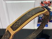 Louis Vuitton LV Monogram Shoulder Bag 20x15x10cm - 4