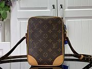 Louis Vuitton LV Monogram Shoulder Bag 20x15x10cm - 2
