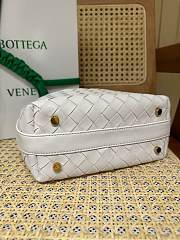 Bottega Veneta Mini Wallace Shoulder Bag White 20x13x9.5cm - 6