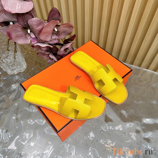 Hermes Oran Yellow Slides - 1