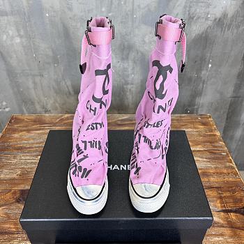 Chanel Interlocking Cc Pink Riding Boots