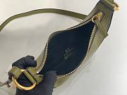 Chloe Banana Bag Green 22x10cm - 2