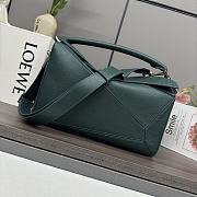 Loewe Large Puzzle Bag Calfskin Green 33x21.5x14.7cm - 1