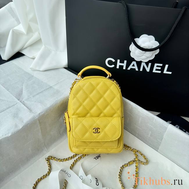 Chanel 24C Backpack Yellow Caviar 18x13x9cm - 1