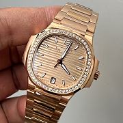 Patek Philippe Nautilus Watch 35mm - 2