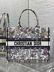 Dior Medium Book Tote Embroidery Multicolor 36x18x28cm - 1