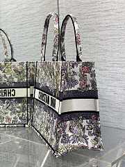 Dior Medium Book Tote Embroidery Multicolor 36x18x28cm - 4