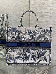 Dior Large Book Tote Around The World Blue 42x18x35cm - 1