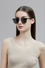 Gucci Sunglasses 18 - 4
