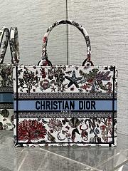 Dior Book Tote Latte Multicolor Cabinet Motif 36x18x28cm - 1