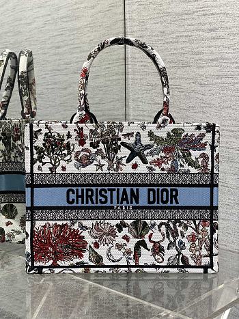 Dior Book Tote Latte Multicolor Cabinet Motif 36x18x28cm