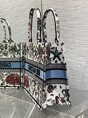 Dior Book Tote Latte Multicolor Cabinet Motif 36x18x28cm - 5