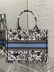 Dior Book Tote Latte Multicolor Cabinet Motif 36x18x28cm - 2