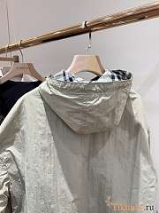 Burberry Jacket 05 - 4
