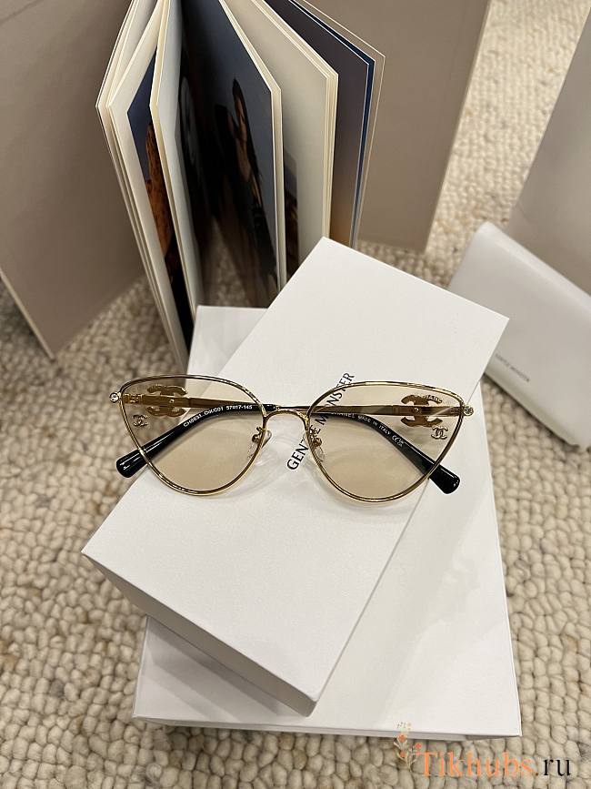 Chanel Sunglasses 15 - 1